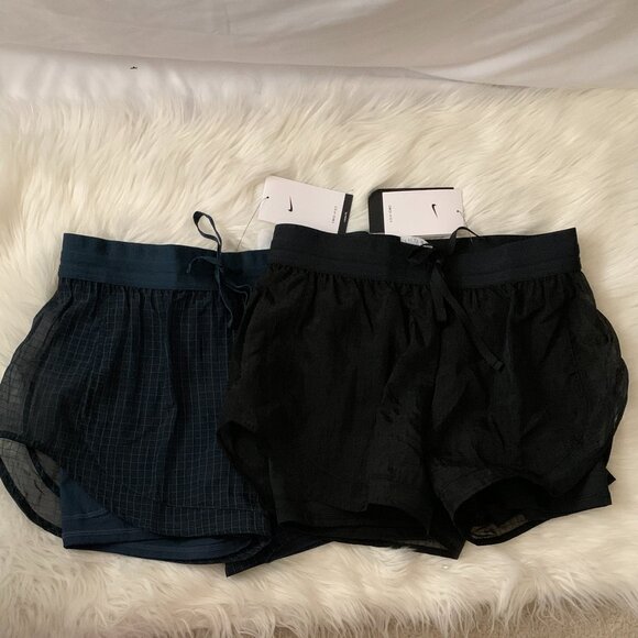 NIKE Running Division 2IN1 Shorts SET in Black/Navy Sz MEDIUM - Picture 1 of 8